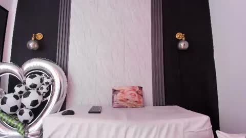 Yummyduo online show from June 24, 11:06 am