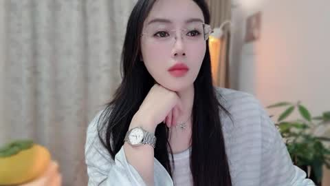 YunEr online show from February 1, 1:30 pm