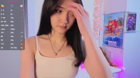 yung_leana online show from March 13, 6:11 pm