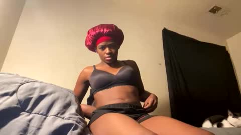 YungBlackBerry online show from November 9, 9:02 am