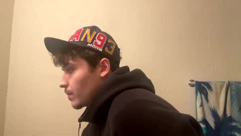 yungstudbev online show from February 5, 1:04 am