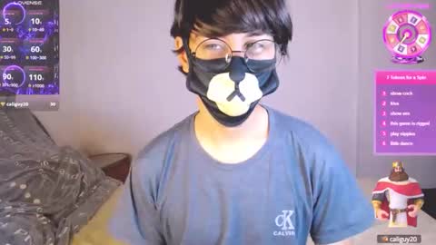 Snapshot of yuniorb chatting on September 11, 3:52 am the puppy boy online show from September 11, 3:52 am