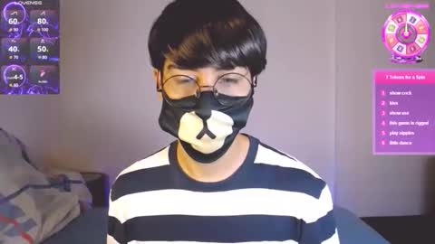 Snapshot of yuniorb chatting on October 15, 3:54 am the puppy boy online show from October 15, 3:54 am