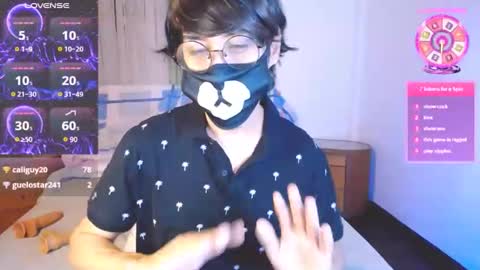 Snapshot of yuniorb chatting on January 16, 4:07 am the puppy boy online show from January 16, 4:07 am