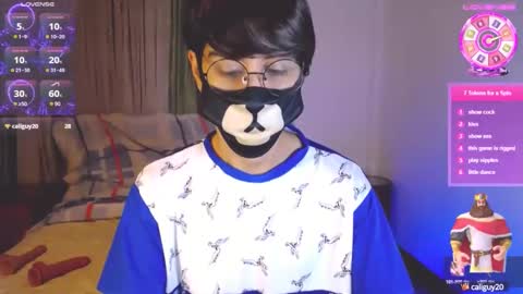 Snapshot of yuniorb chatting on February 26, 3:35 am the puppy boy online show from February 26, 3:35 am