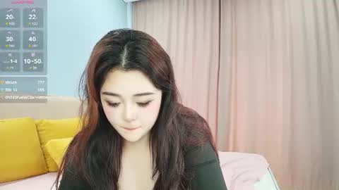 yunlihn_ online show from July 7, 7:23 am