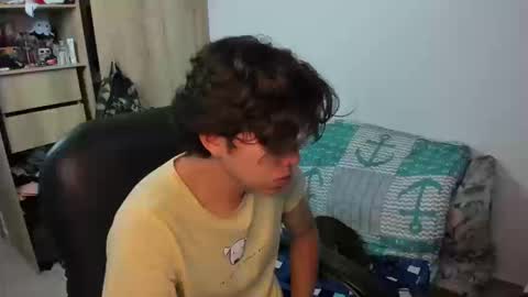 yurii_moody online show from March 17, 2:33 pm