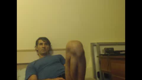 Snapshot of yvesstorm5 chatting on January 12, 9:40 pm yvesstorm5 online show from January 12, 9:40 pm