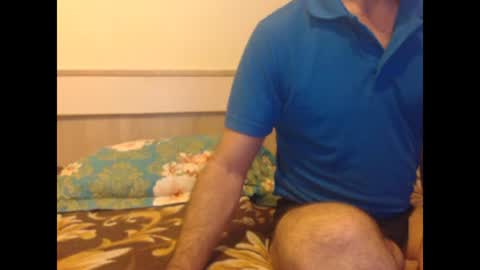 Snapshot of yvesstorm5 chatting on February 13, 8:24 pm yvesstorm5 online show from February 13, 8:24 pm
