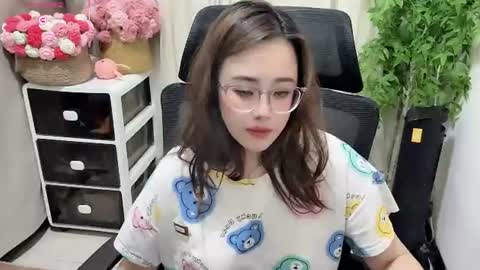 yy_felicia online show from August 2, 7:04 pm