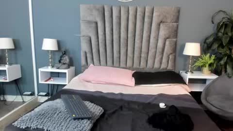 zac online show from November 20, 3:38 am