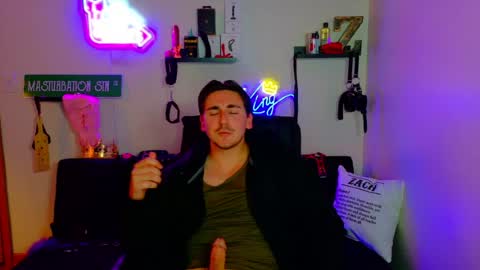 Zach Rhyder online show from April 28, 1:36 am