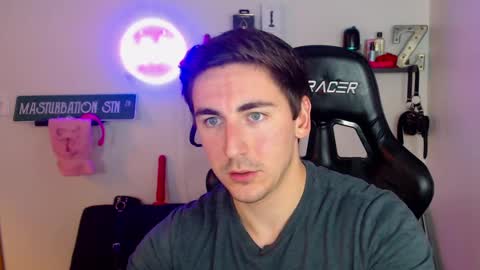 Zach Rhyder online show from December 5, 2:47 am