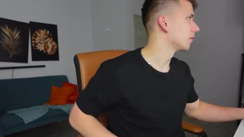ZACK GILLIAN online show from May 8, 8:36 pm