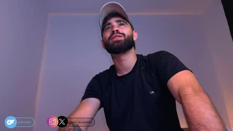 Snapshot of zack_sullivan22 chatting on October 9, 3:01 am zack_sullivan22 online show from October 9, 3:01 am