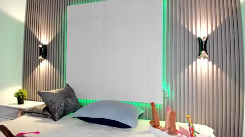 Snapshot of zafiiraa chatting on February 13, 5:44 pm zafira online show from February 13, 5:44 pm