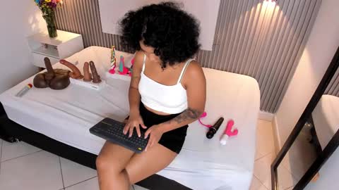 Snapshot of zafiiraa chatting on March 11, 11:33 am zafira online show from March 11, 11:33 am