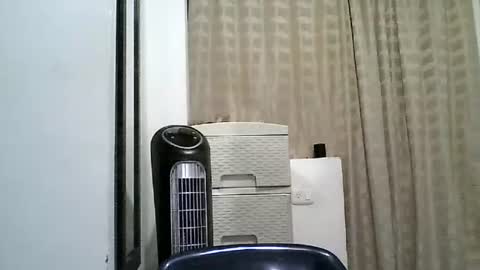 Zafiro online show from June 12, 5:45 pm