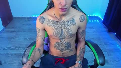 BiG Zafiro online show from May 18, 1:28 pm