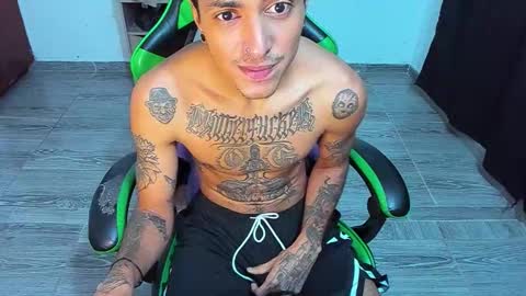 BiG Zafiro online show from March 17, 12:54 pm