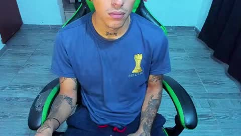 BiG Zafiro online show from March 31, 11:54 am