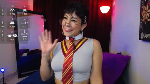 Snapshot of zaha_rose chatting on November 1, 12:55 am Zaha online show from November 1, 12:55 am