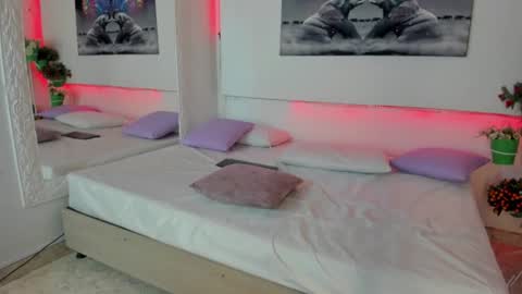 zahra_nur online show from July 28, 8:52 pm