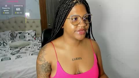 zahra_rose online show from April 22, 10:55 am