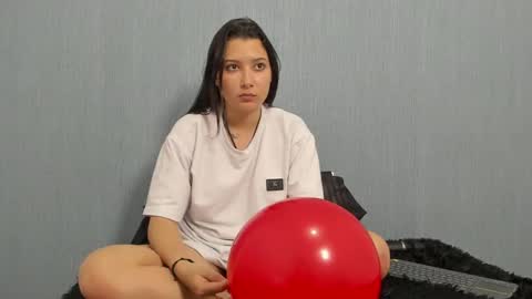 zammii69 online show from February 17, 8:38 pm