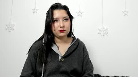 zammii69 online show from April 23, 11:28 pm