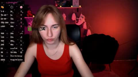 Snapshot of zara_lys chatting on October 25, 8:46 am ur kitten 3 online show from October 25, 8:46 am
