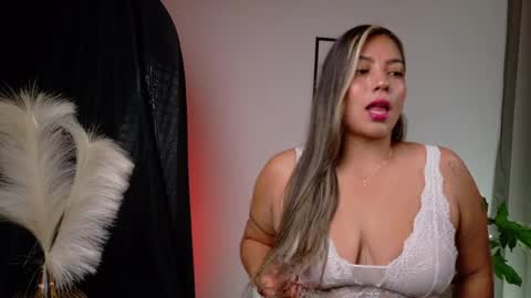 Zara Nova online show from April 4, 3:08 pm