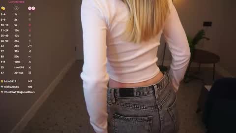 Criss  online show from March 28, 8:32 pm