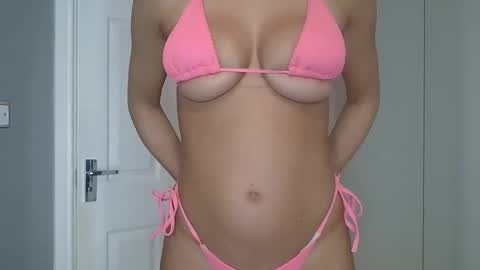 zararose69 online show from March 6, 11:04 pm