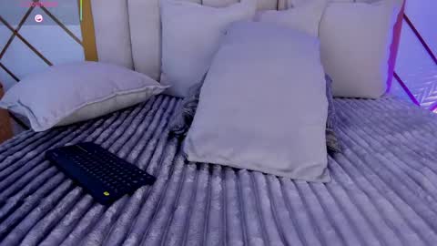 Zara Vesari online show from April 24, 7:38 pm