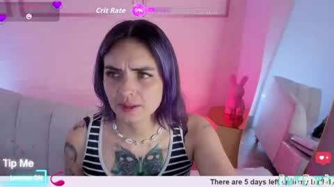 Isabella online show from July 22, 1:02 pm