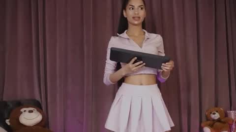 zariaavera online show from April 19, 8:11 pm