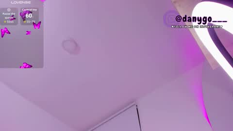 Zariana online show from November 28, 12:07 am