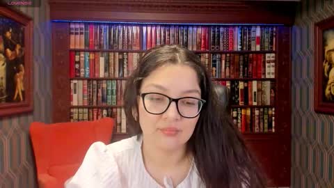 Zarifa online show from November 8, 9:40 pm