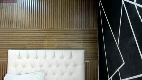 Zarina Waynne online show from April 25, 1:13 pm