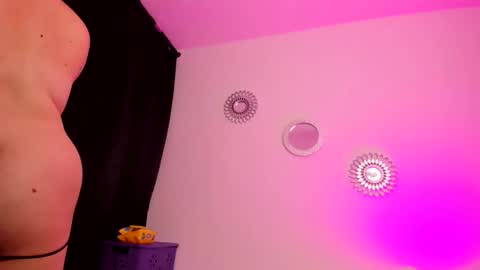 Zaritha Li online show from October 23, 10:17 am