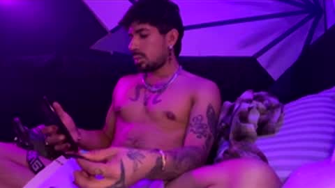 zayden online show from February 21, 11:35 am