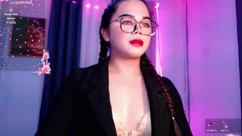 Zendaya online show from December 3, 5:46 pm