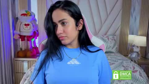 Zendaya  online show from January 8, 8:04 pm