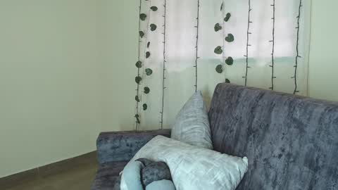 Snapshot of zero__o chatting on February 12, 2:21 pm ZERO online show from February 12, 2:21 pm