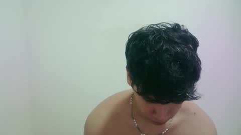 zeus_183 online show from March 26, 9:14 am