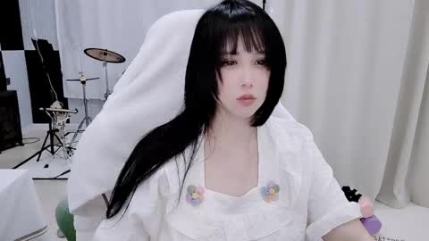 zhen online show from May 19, 2:51 am