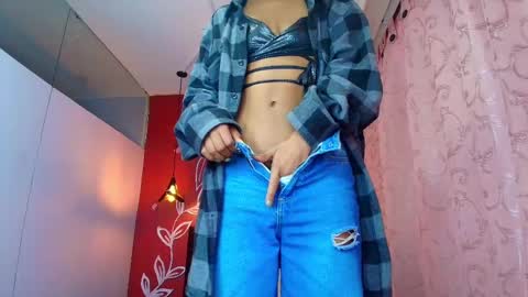 Zia Green online show from February 26, 3:43 pm