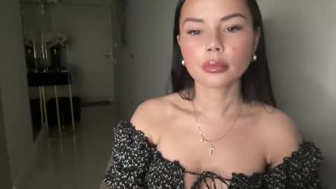 Nensi online show from March 6, 6:29 pm