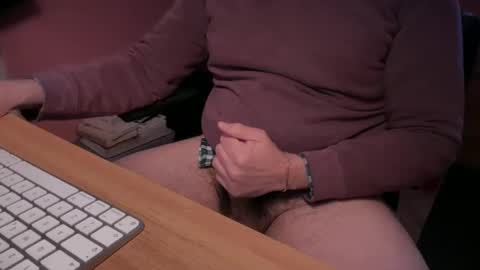 Mauro online show from December 14, 2:42 pm